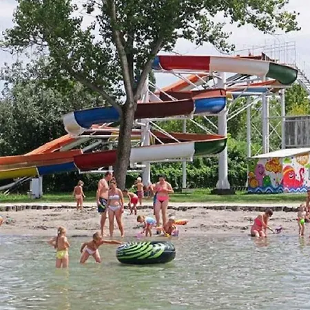 Apartment In 18536 *