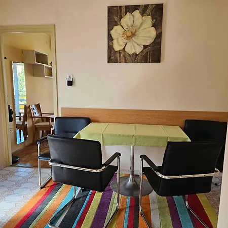 아파트 In 18536 *